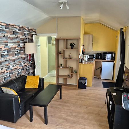 17A Db Airbnb ويكسفورد المظهر الخارجي الصورة